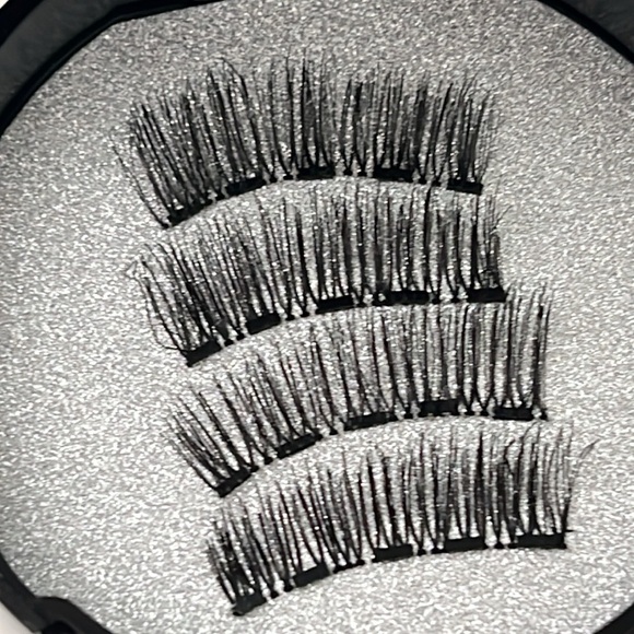 Magnetic Eyelashes, false lashes, 2 sizes. New in Box - Picture 7 of 12